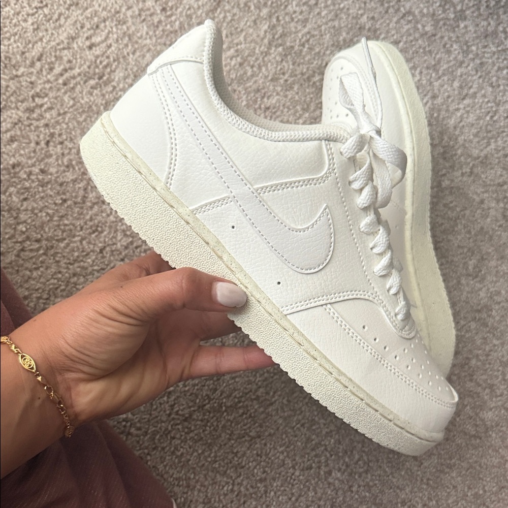 Nwt Nike Women's White Sneakers